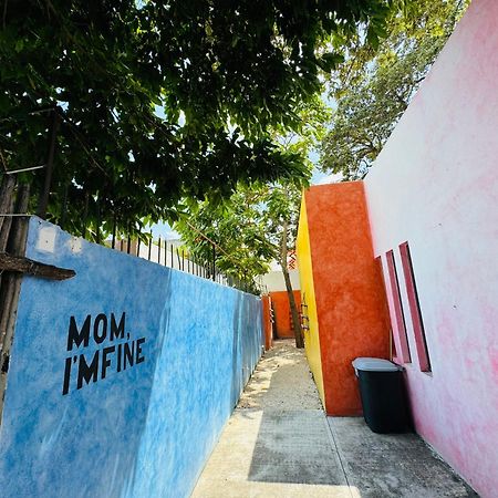 La Luz Hostal Cancún Exterior foto